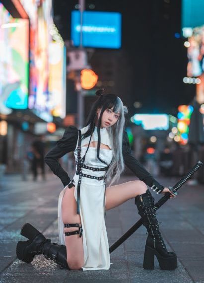 年轻继母